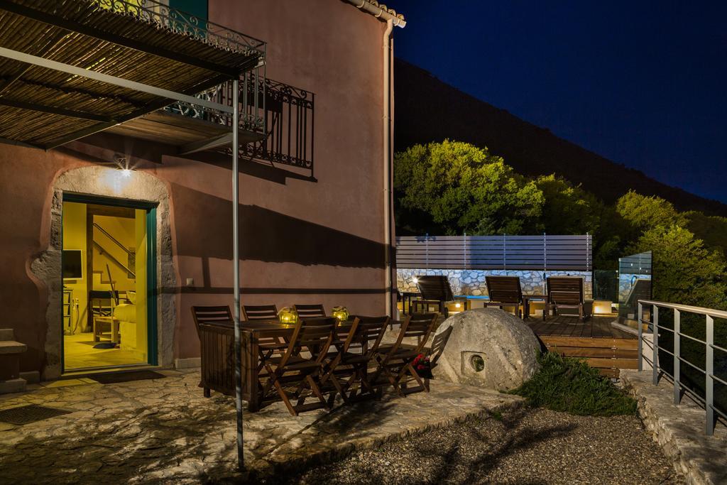 Iconic Villas - Villa Vada Agia Efimia Eksteriør billede
